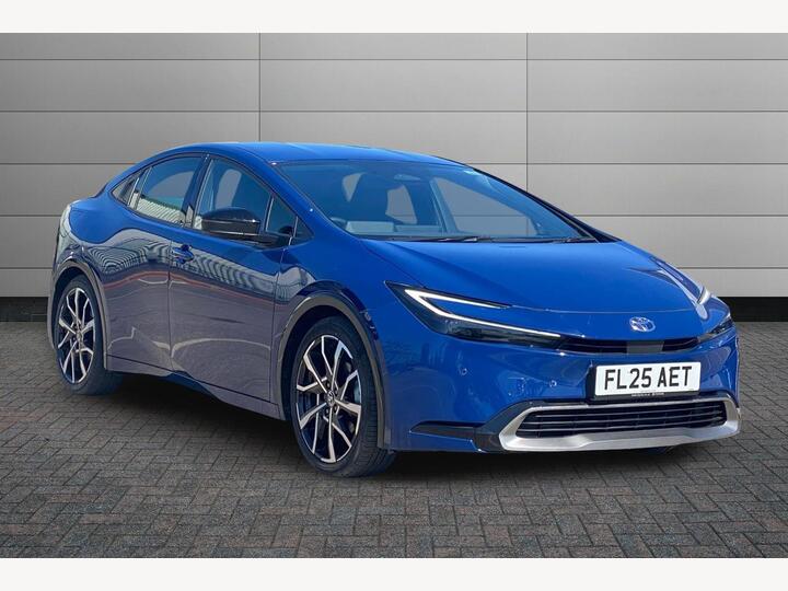 Toyota Prius 2.0 13.6kWh Excel CVT Euro 6 (s/s) 5dr