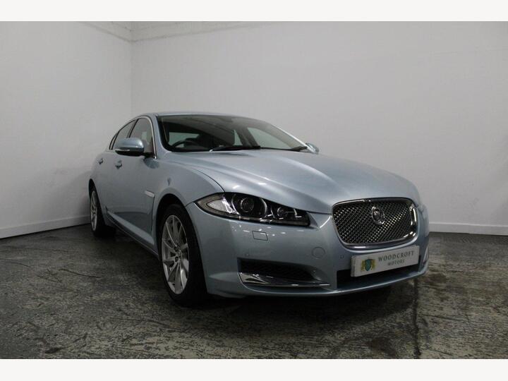 Jaguar XF 3.0d V6 Premium Luxury Auto Euro 5 (s/s) 4dr