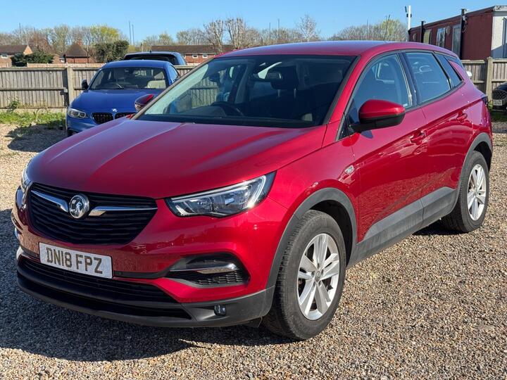 Vauxhall Grandland X 1.2 Turbo SE Auto Euro 6 (s/s) 5dr