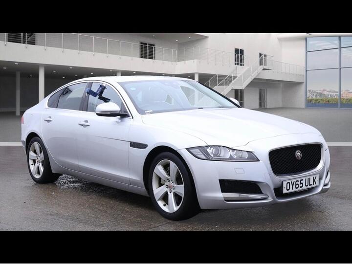 Jaguar XF 2.0d Portfolio Auto Euro 6 (s/s) 4dr