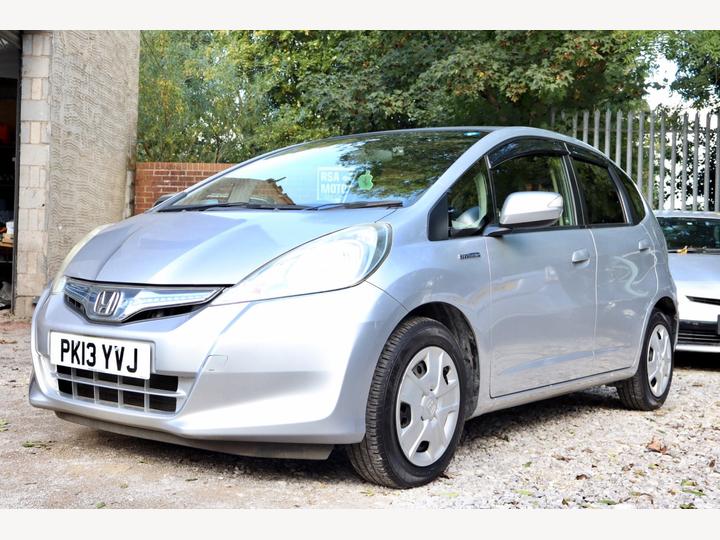 Honda Fit Automatic He Ima Semi Hybrid