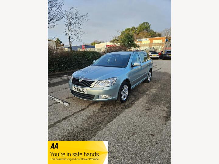 Skoda Octavia 1.6 TDI Elegance Euro 5 5dr