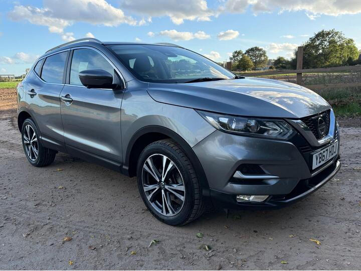 Nissan Qashqai 1.2 DIG-T N-Connecta Euro 6 (s/s) 5dr