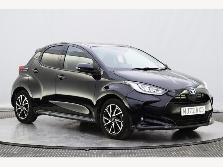 Toyota Yaris 1.5 VVT-h Design E-CVT Euro 6 (s/s) 5dr