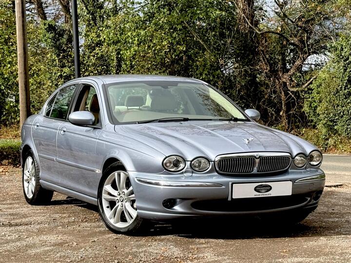 Jaguar X-Type 2.5 V6 SE (AWD) 4dr