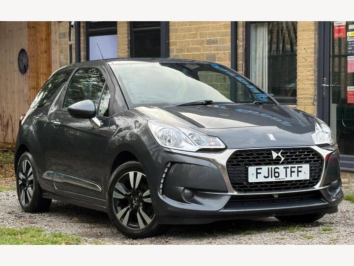 DS AUTOMOBILES DS 3 1.2 PureTech Chic Euro 6 3dr DS AUTOMOBILES DS 3 1.2 PureTech Chic Euro 6 3dr