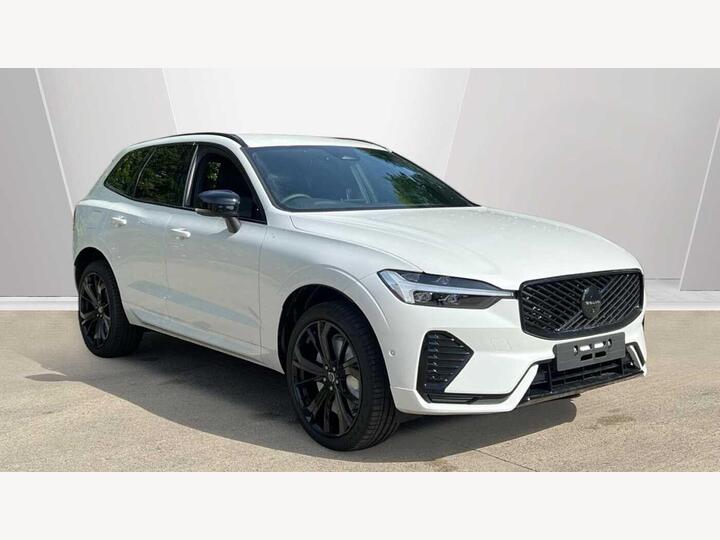 Volvo XC60 2.0 B5 MHEV Plus Black Edition Auto AWD Euro 6 (s/s) 5dr