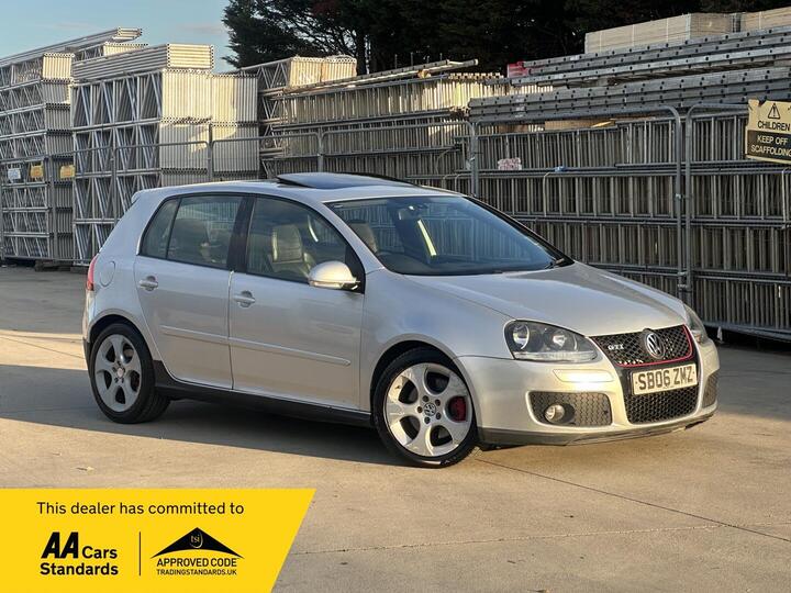 Volkswagen Golf 2.0 TFSI GTI 5dr