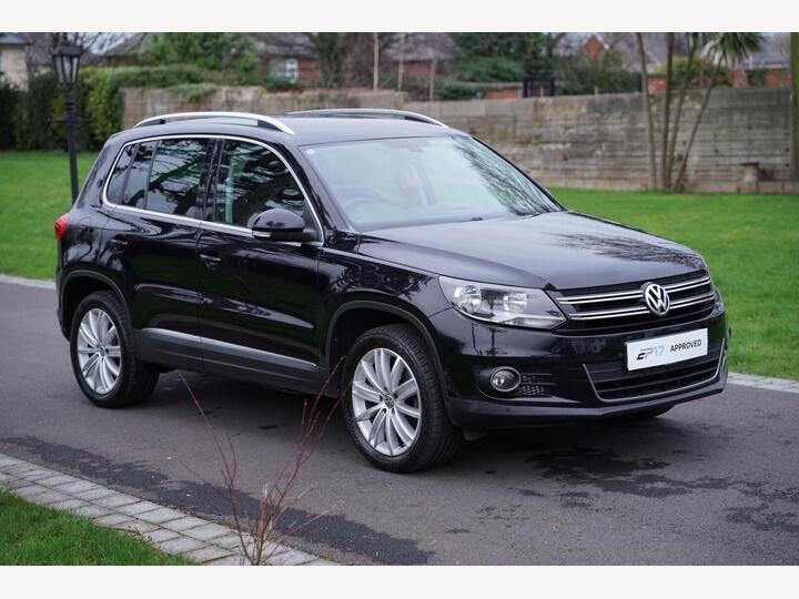 Volkswagen Tiguan 2.0 TDI BlueMotion Tech Match DSG 4WD Euro 5 (s/s) 5dr