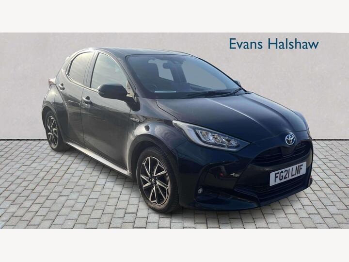 Toyota Yaris 1.5 VVT-h Design E-CVT Euro 6 (s/s) 5dr