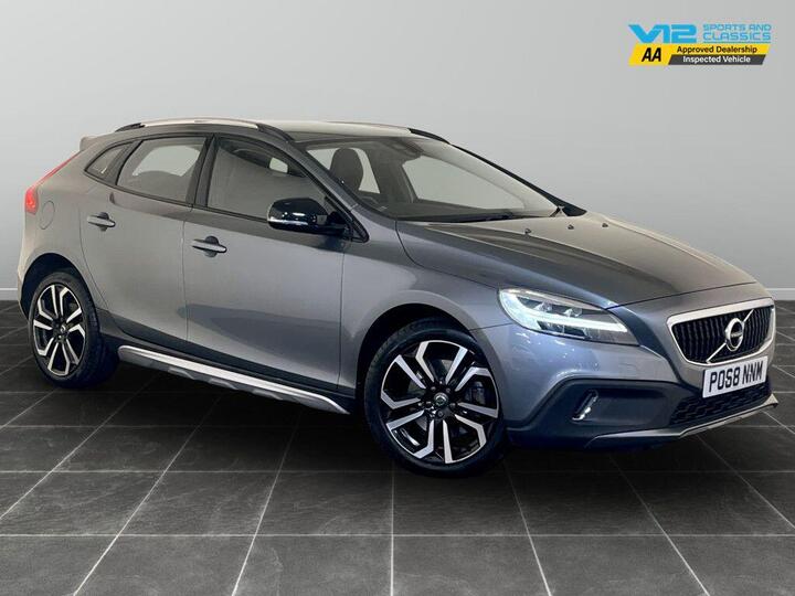 Volvo V40 Cross Country 1.5 T3 GPF Pro Auto Euro 6 (s/s) 5dr Volvo V40 Cross Country 1.5 T3 GPF Pro Auto Euro 6 (s/s) 5dr