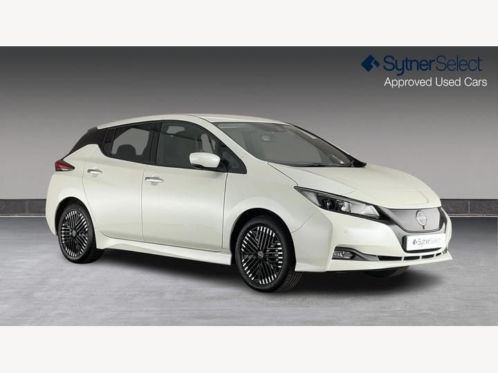 Nissan LEAF 39kWh N-Connecta Auto 5dr