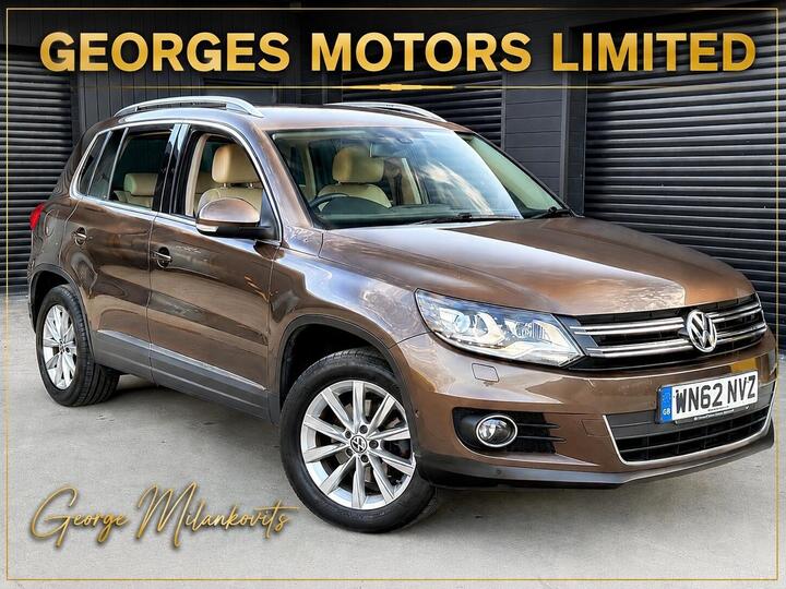 Volkswagen Tiguan 2.0 TDI BlueMotion Tech SE DSG 4WD Euro 5 (s/s) 5dr