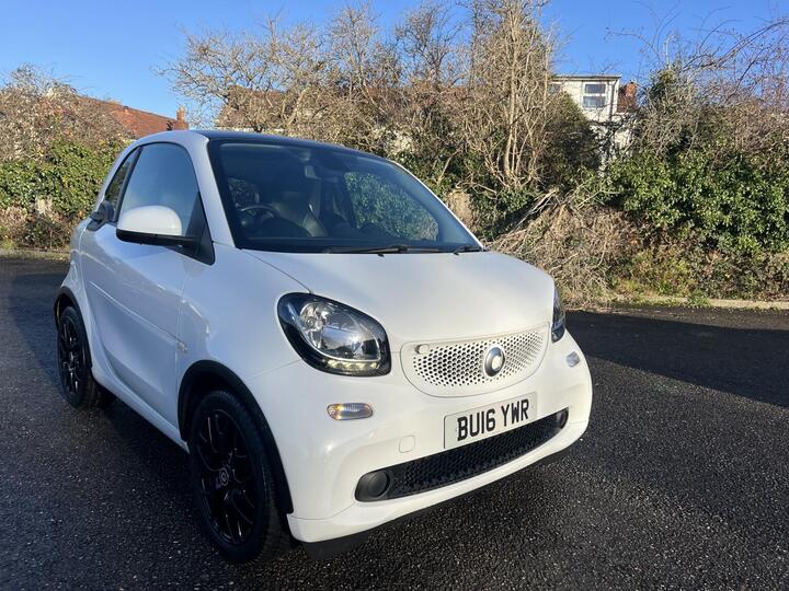 Smart FORTWO 1.0 Edition White Twinamic Euro 6 (s/s) 2dr Smart FORTWO 1.0 Edition White Twinamic Euro 6 (s/s) 2dr