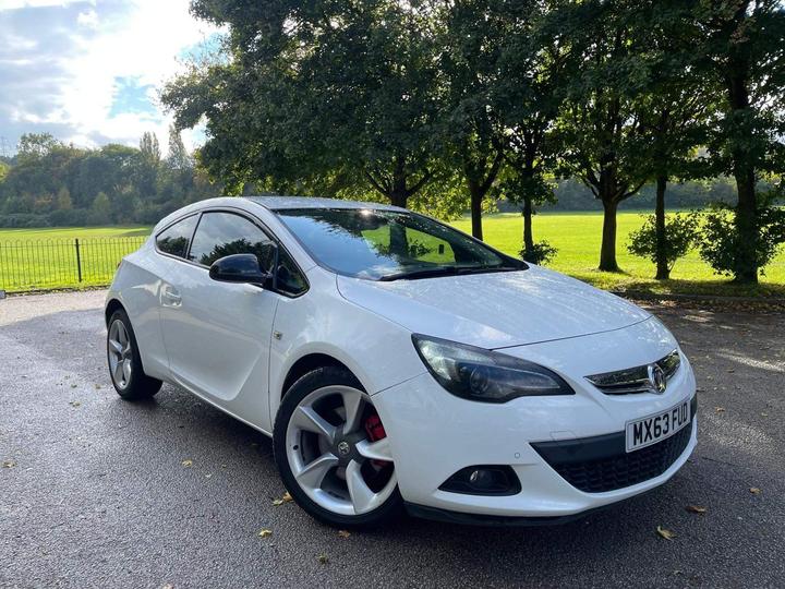 Vauxhall Astra GTC 2.0 CDTi SRi Euro 5 (s/s) 3dr