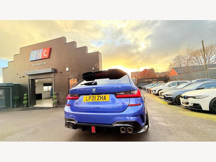 BMW 3 Series 2.0 330e 12kWh M Sport Touring Auto Euro 6 (s/s) 5dr