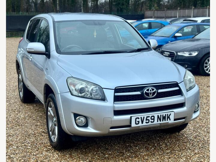 Toyota RAV4 2.2 D-CAT SR Auto 4WD Euro 5 5dr