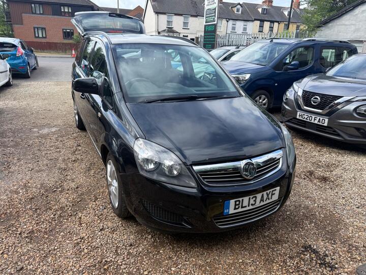 Vauxhall Zafira 1.7 CDTi EcoFLEX Exclusiv Euro 5 5dr (SNav)