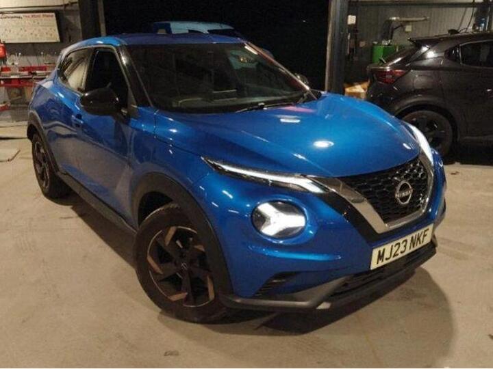 Nissan Juke 1.0 DIG-T N-Connecta Euro 6 (s/s) 5dr Nissan Juke 1.0 DIG-T N-Connecta Euro 6 (s/s) 5dr