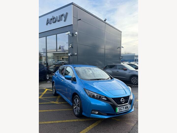 Nissan Leaf 40kWh Acenta Auto 5dr