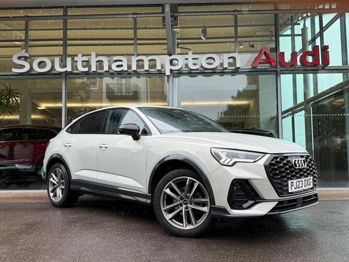 Audi Q3 1.5 TFSI CoD 35 Black Edition Sportback S Tronic Euro 6 (s/s) 5dr