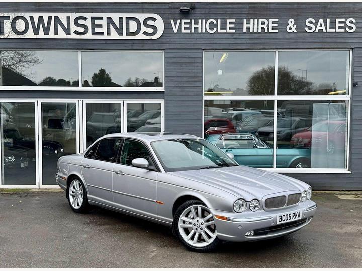 Jaguar XJR 4.2 V8 Supercharged Auto