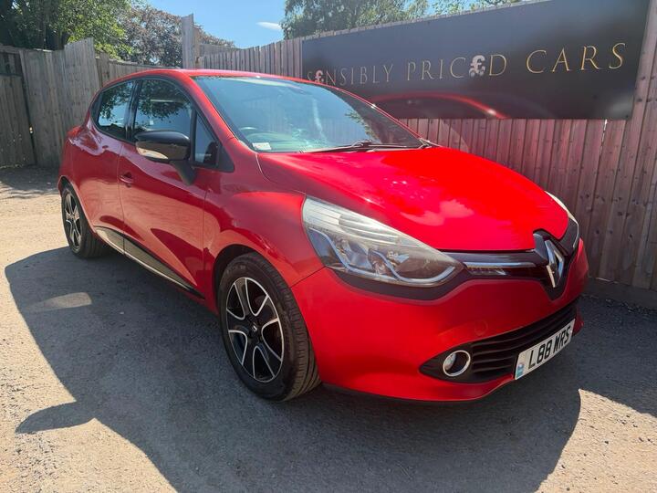 Renault Clio 1.2 16V Dynamique MediaNav Euro 5 5dr