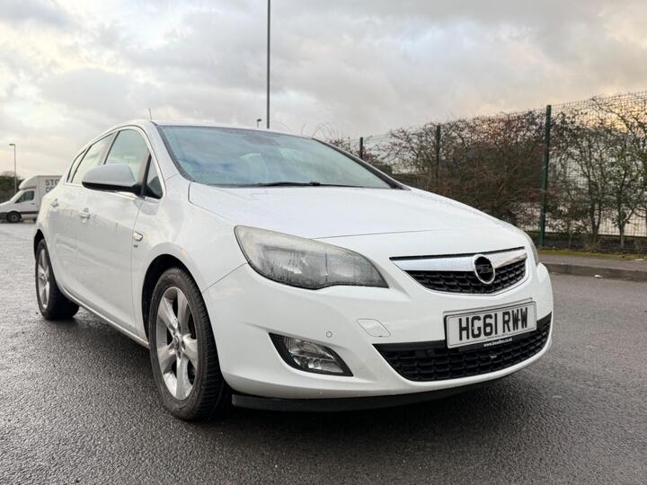 Vauxhall Astra 2.0 CDTi SRi Auto Euro 5 5dr Vauxhall Astra 2.0 CDTi SRi Auto Euro 5 5dr