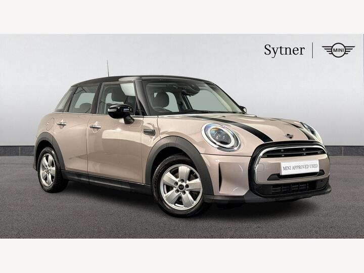 MINI Hatch 1.5 Cooper Classic Steptronic Euro 6 (s/s) 5dr