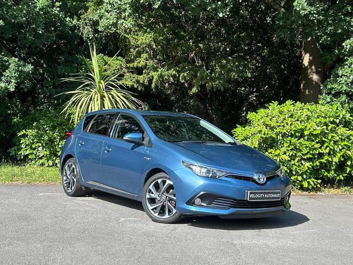 Toyota Auris 1.8 VVT-h Design CVT Euro 6 (s/s) 5dr