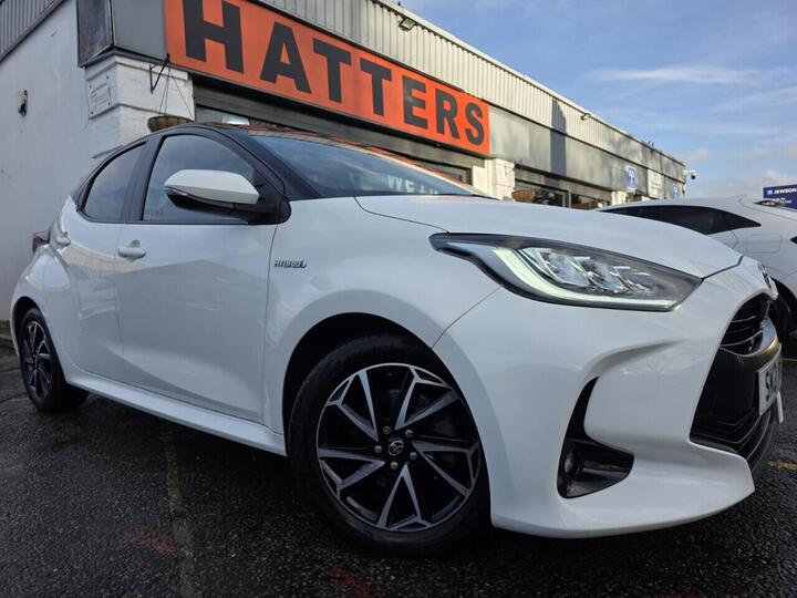 Toyota YARIS 1.5 VVT-h Design E-CVT Euro 6 (s/s) 5dr