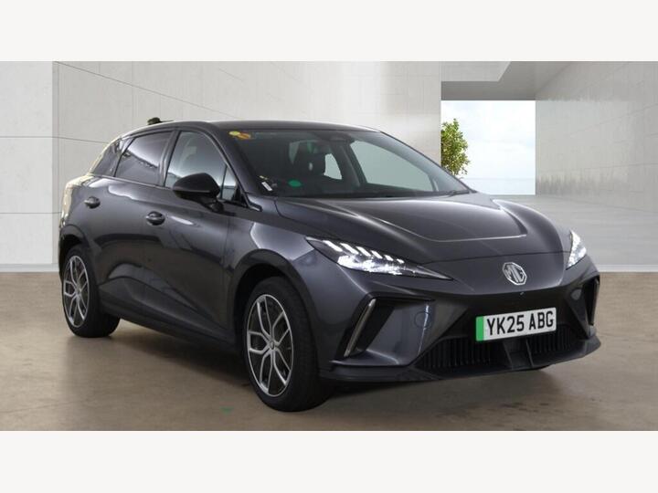 MG MG4 64kWh Trophy Long Range Auto 5dr