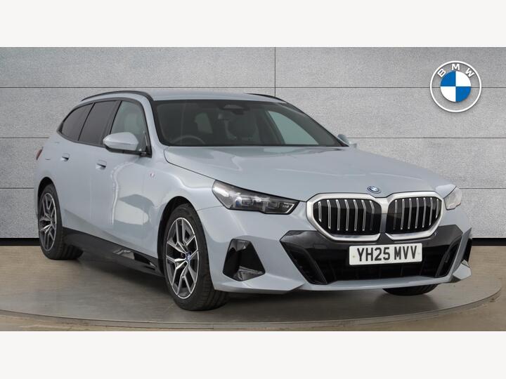BMW 5 Series 2.0 530e 22.1kWh M Sport Touring Steptronic Euro 6 (s/s) 5dr