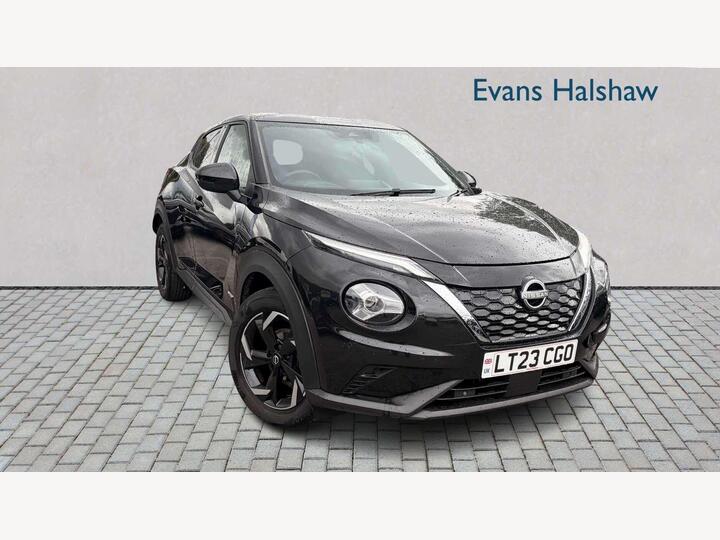 Nissan JUKE HATCHBACK 1.6 N-Connecta Auto Euro 6 5dr