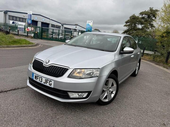 Skoda OCTAVIA 1.6 TDI SE Euro 5 (s/s) 5dr
