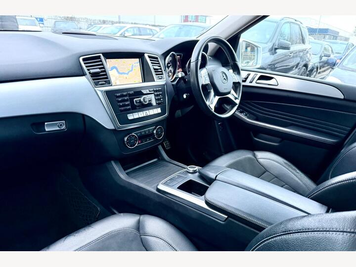 Mercedes-Benz M Class 3.0 ML350 V6 BlueTEC Sport G-Tronic 4WD Euro 6 (s/s) 5dr