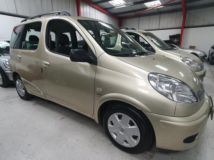 Toyota Yaris Verso 1.3 VVT-i T3 5dr