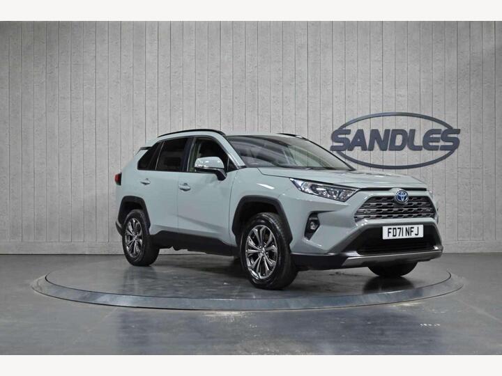 Toyota RAV4 2.5 VVT-h Design CVT Euro 6 (s/s) 5dr Toyota RAV4 2.5 VVT-h Design CVT Euro 6 (s/s) 5dr