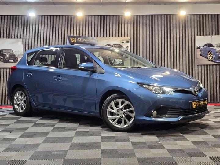 Toyota Auris 1.6 D-4D Business Edition Euro 6 (s/s) 5dr
