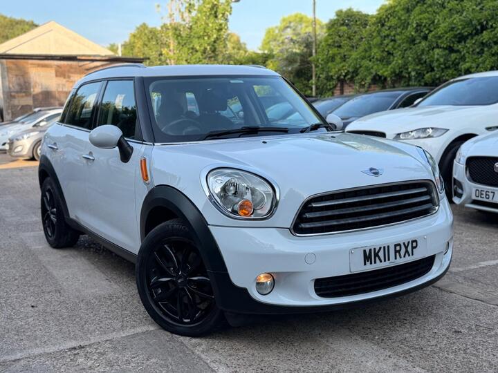 MINI Countryman 1.6 Cooper Euro 5 (s/s) 5dr