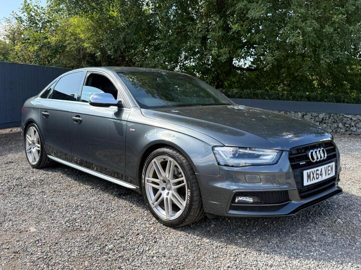 Audi A4 2.0 TDI S Line S Tronic Quattro Euro 5 (s/s) 4dr