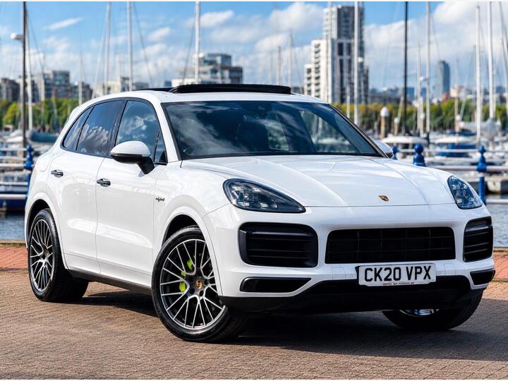 Porsche Cayenne 3.0 V6 E-Hybrid 14.1kWh TiptronicS 4WD Euro 6 (s/s) 5dr (3.6kW Charger) Porsche Cayenne 3.0 V6 E-Hybrid 14.1kWh TiptronicS 4WD Euro 6 (s/s) 5dr (3.6kW Charger)