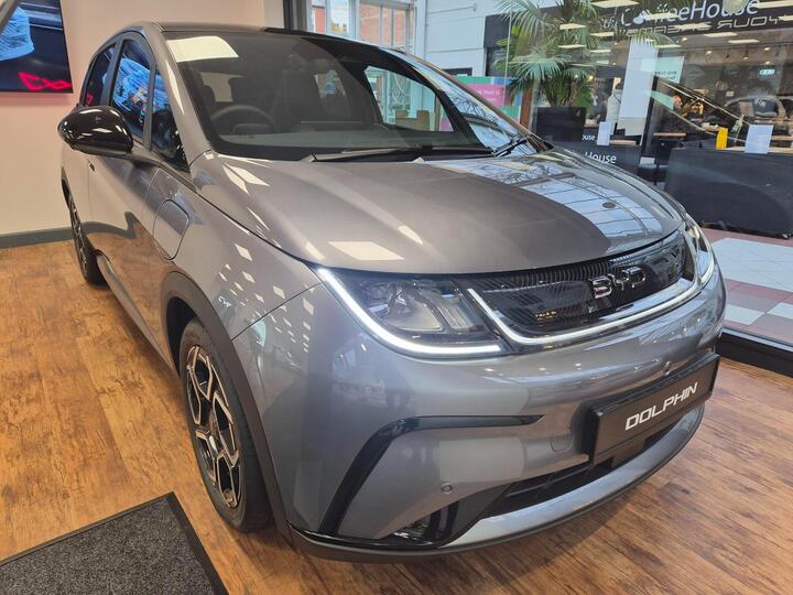 BYD Dolphin 60.48kWh Design Auto 5dr
