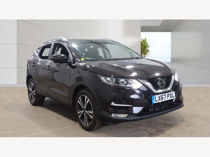 Nissan Qashqai 1.2 DIG-T N-Connecta XTRON Euro 6 (s/s) 5dr