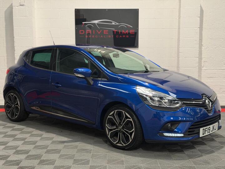 Renault Clio 0.9 TCe Iconic Euro 6 (s/s) 5dr Renault Clio 0.9 TCe Iconic Euro 6 (s/s) 5dr