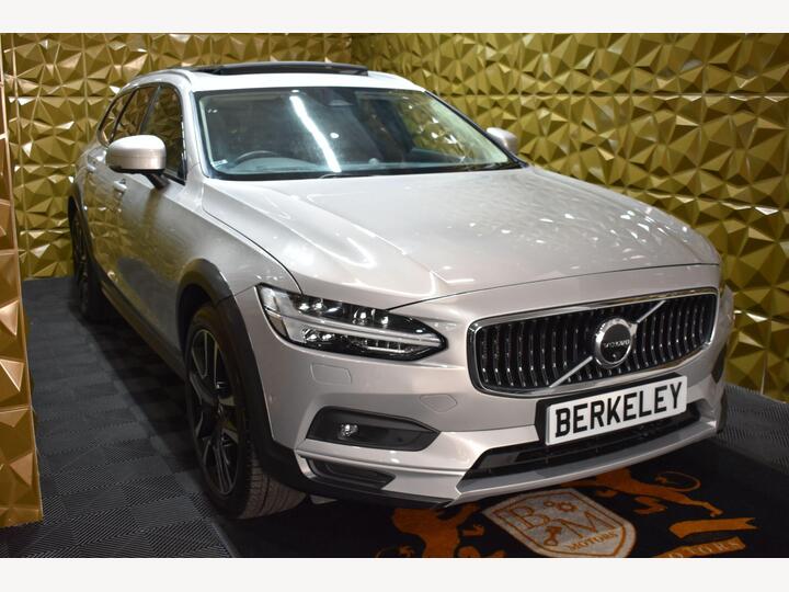 Volvo V90 Cross Country 2.0 B5 MHEV Ultimate Auto AWD Euro 6 (s/s) 5dr