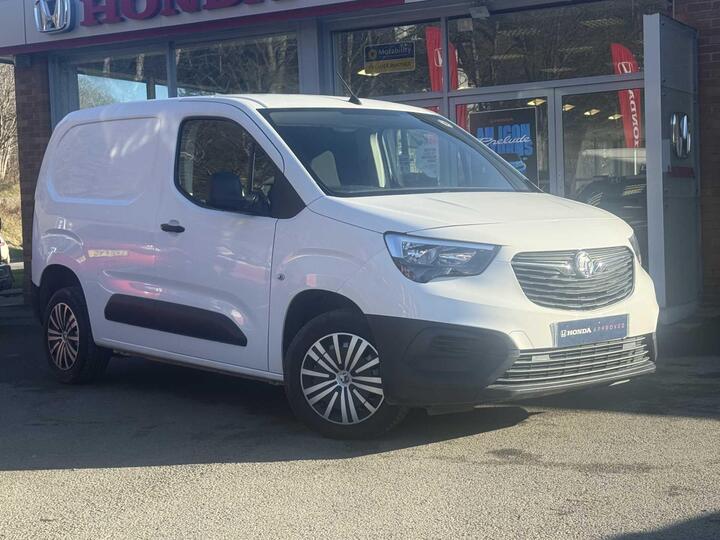 Vauxhall Combo 1.6 Turbo D 2300 Edition Panel Van 4dr Diesel Manual L1 H1 Euro 6 (s/s) (100 Ps)