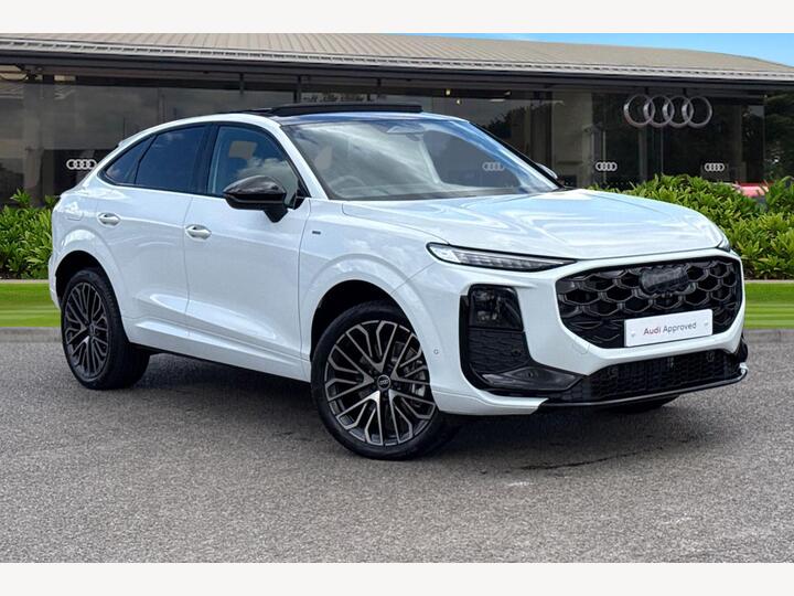 Audi Q3 Sportback 1.5 E-hybrid Edition 1 Sportback S Tronic Euro 6 (s/s) 5dr 26kWh