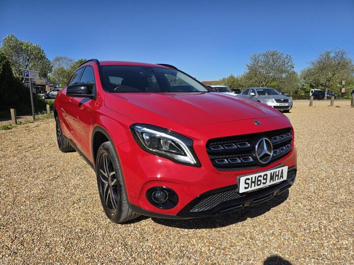 Mercedes-Benz GLA 1.6 GLA180 Urban Edition 7G-DCT Euro 6 (s/s) 5dr