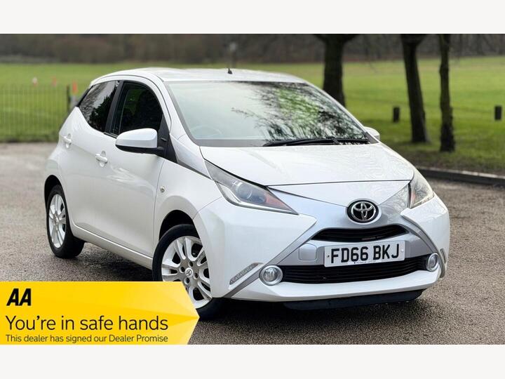 Toyota AYGO 1.0 VVT-i X-pure Euro 6 5dr